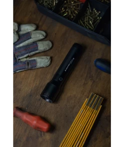 Ledlenser Taschenlampe P7R Core -Draussen Geschäft 90240215 9